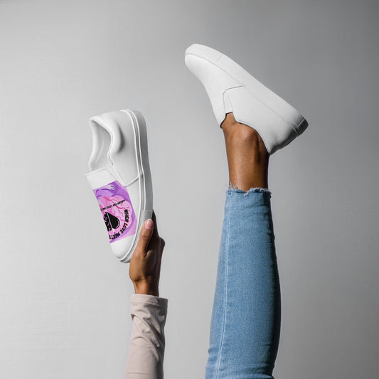 Women’s slip-on canvas shoes